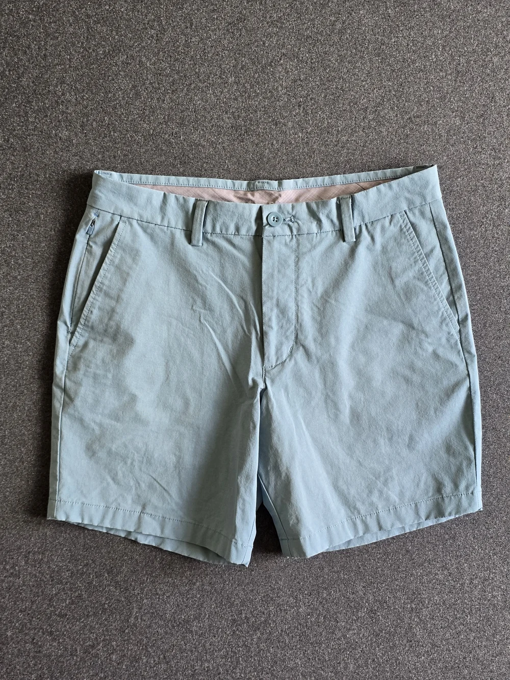 Vineyard Vines Performance OTG 7